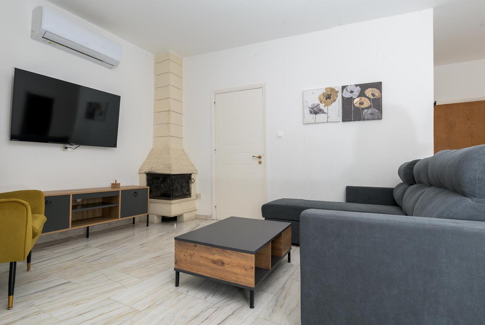 Maple Oak Apartment 102 Larnaca Exterior photo
